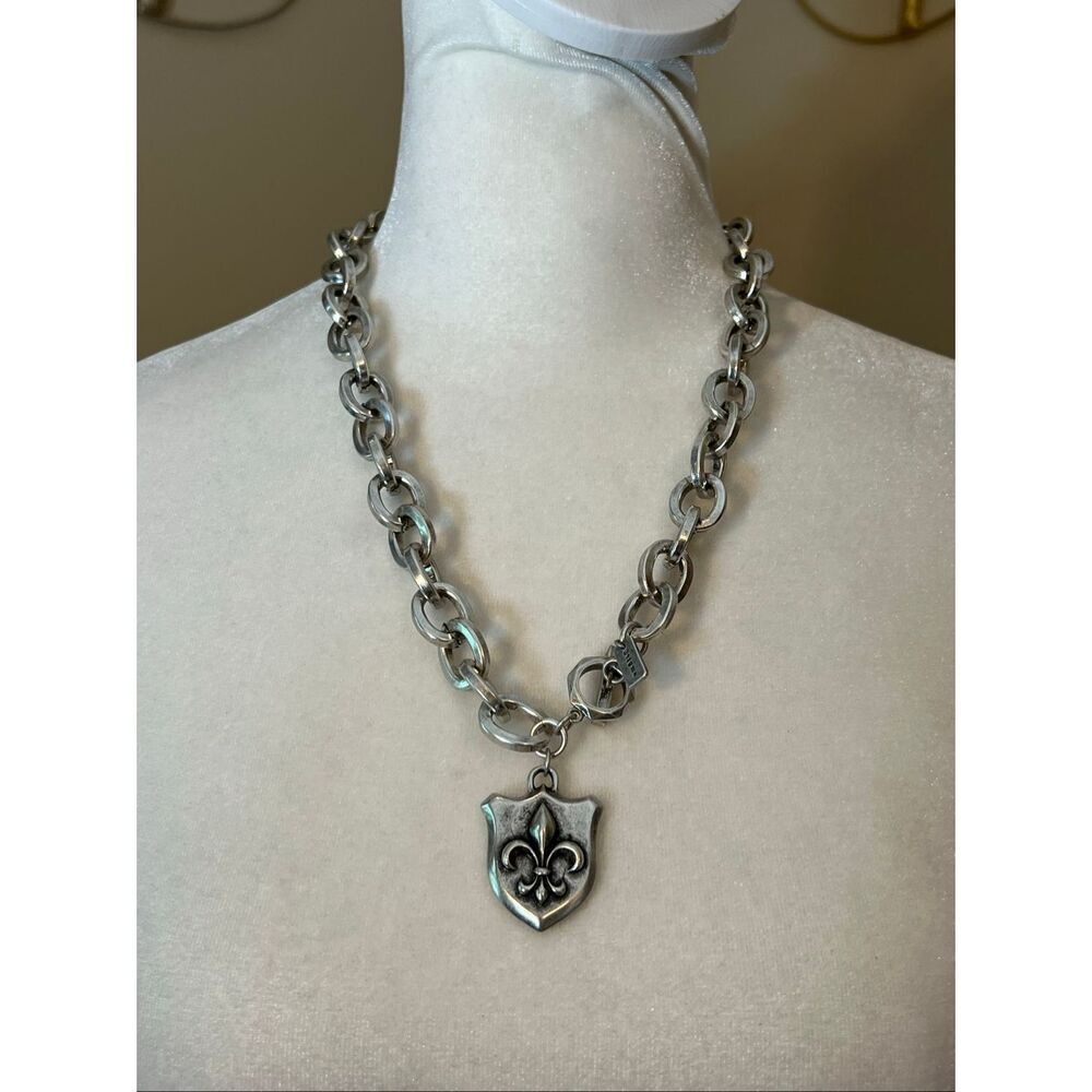 NWT Stigma Silver Tone Chunky Chain Necklace w Fleur De Lis Shield Pendant
